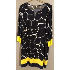Signature Camryn Women 3XW Navy Blue Giraffe Print Yellow Colorblock Shift Dress